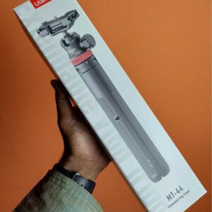 Ulanzi MT 44 All in One Vlogging Tripod (14)